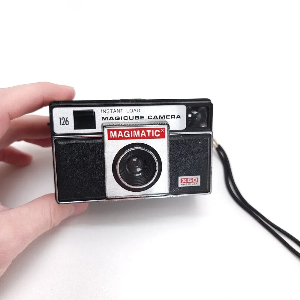 Vintage Camera‎ Collection KODAK Brownie Fiesta Starlet Instamatic Point & Shoot